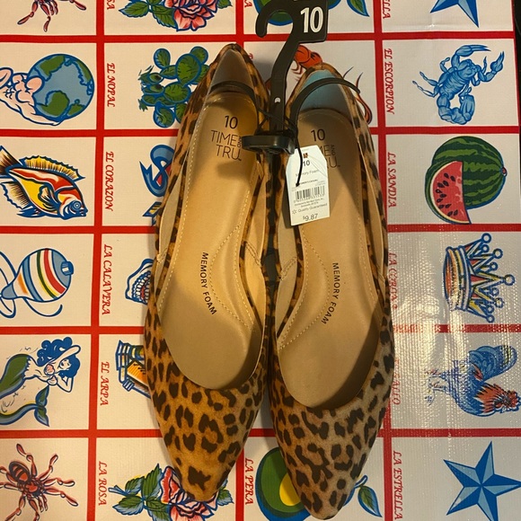Leopard Print Flats - Picture 4 of 4